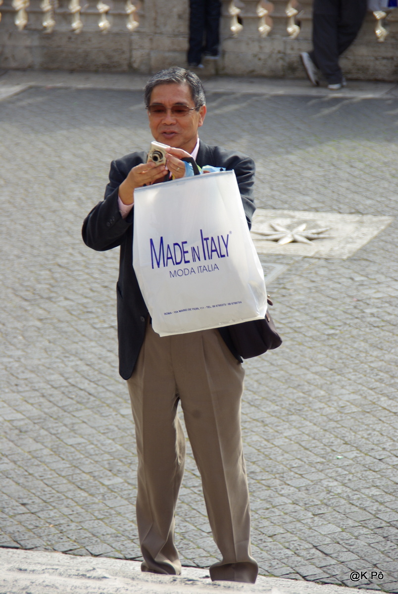 une nouvelle catégorie dans ce blog :&nbsp;&raquo; pour ne pas franchir la ligne jaune&nbsp;&raquo;.( la China, Leoncia&nbsp;!)