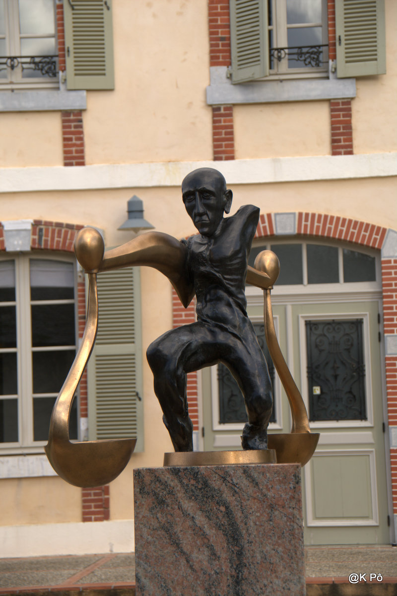 si Mitt Romney passe, ce sera Halloween pendant quatre ans, tous les jours&nbsp;!