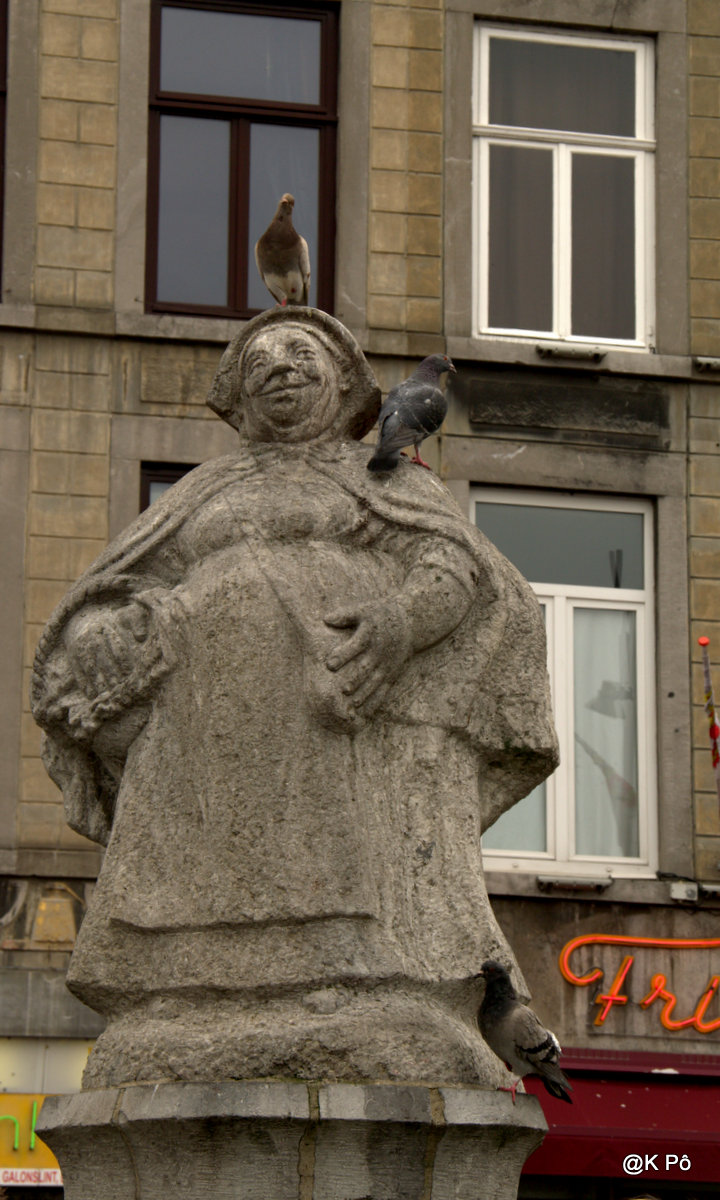 Maastricht, temps gris sans&nbsp;parapluie