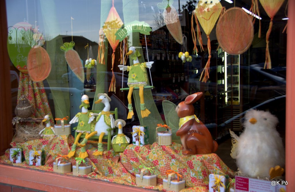 Nouveau canular par Rémi Gaillard, qui piège TF1 et une de ses émissions à la con