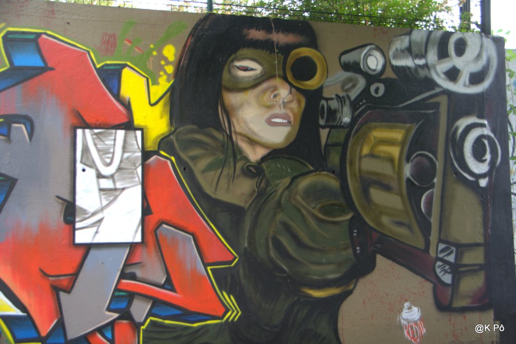 Albert Dupontel : les pourris d’or (sketch)