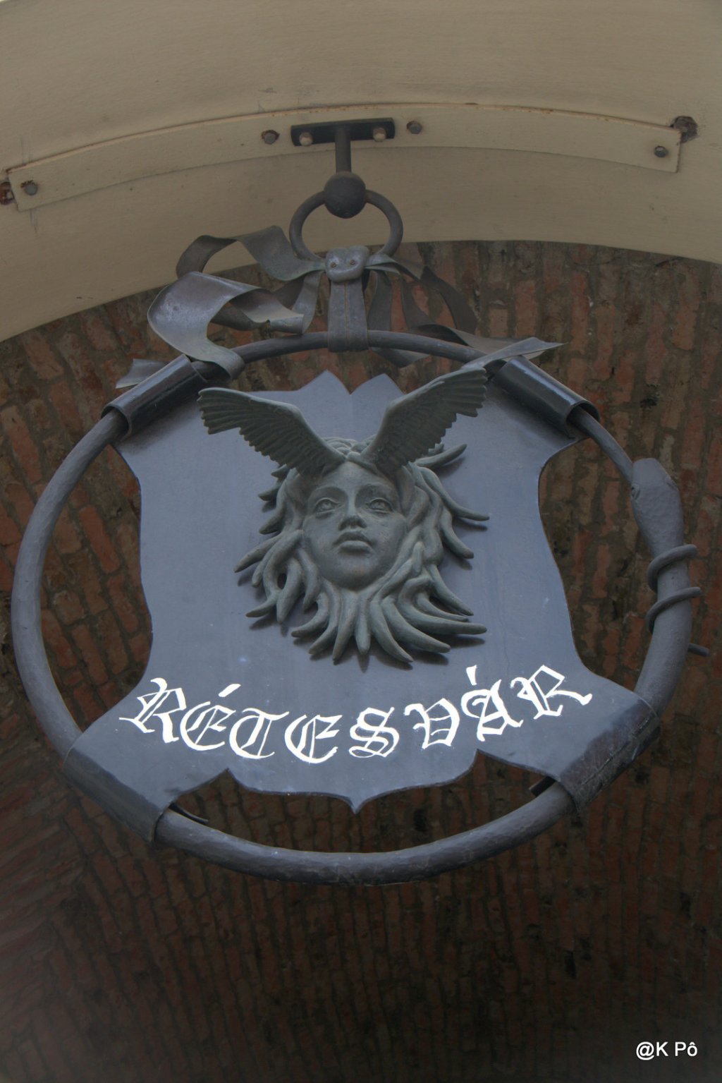 vers la fin des mauvaises têtes (?)