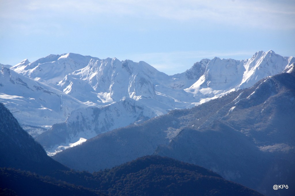 premières neiges sur les&nbsp;montagnes