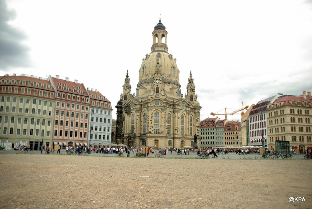 il pleut il vente, allez Chinette, on se tire à&nbsp;Dresde!