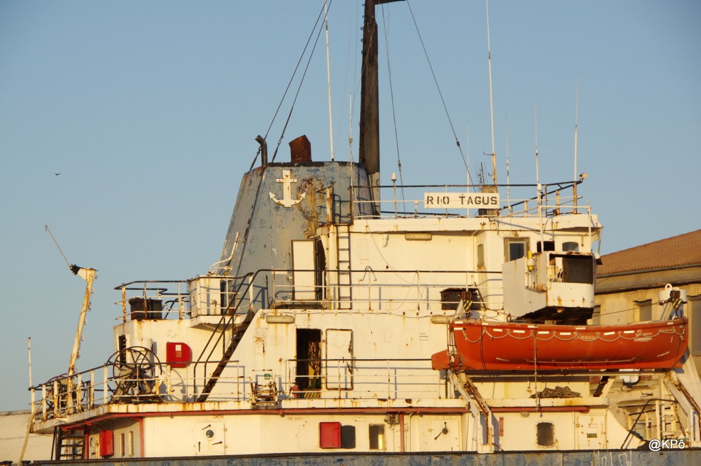 Maman, les gros bateaux qui vont sur l&rsquo;eau…