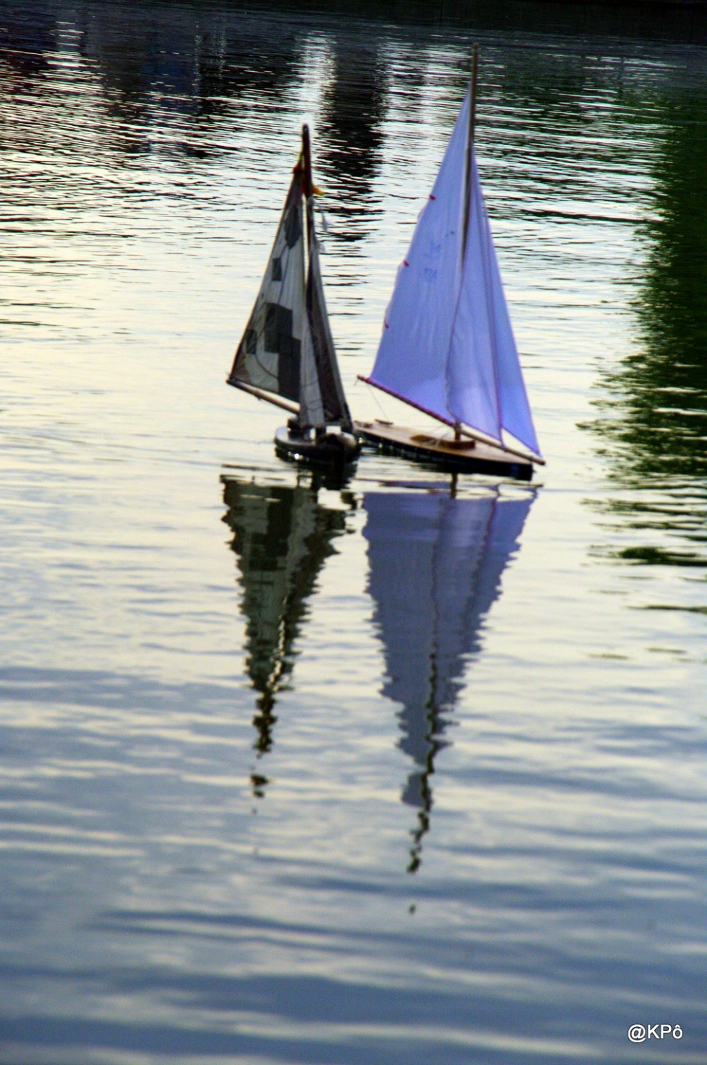 Minuit moins une, paraît-il…le temps des têtes grosses comme des citrouilles, Cendrillon&nbsp;!