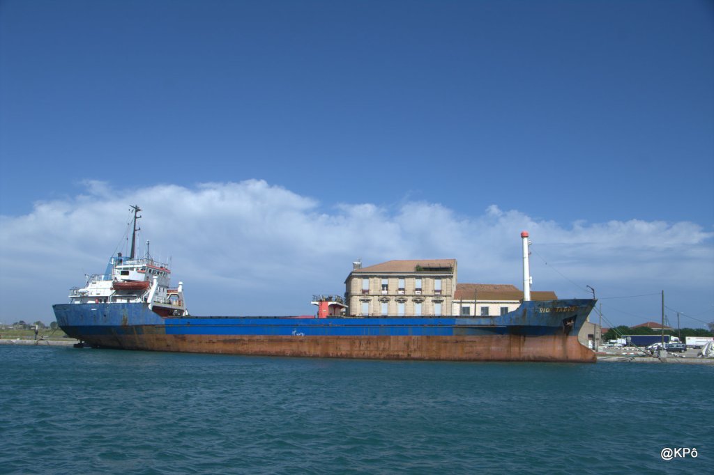 Ô mon bateau, tu es le plus beau des bateaux (dixit un&nbsp;oligarque)